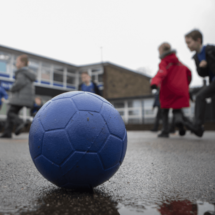 Child Poverty Rates ‘Strongly Correlated’ With 2-Child Universal Credit Cap: Report